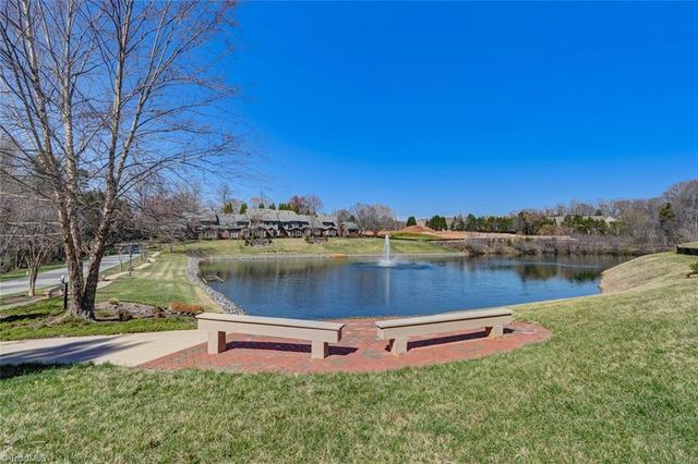 1808 A New Garden Road, Greensboro, NC 27410
