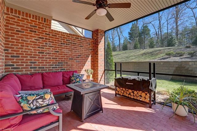 1808 A New Garden Road, Greensboro, NC 27410