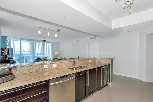2821 N Ocean Boulevard 703S, Fort Lauderdale, FL 33308