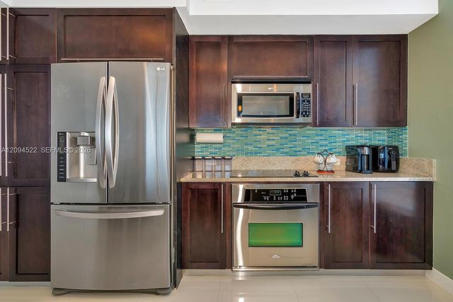 2821 N Ocean Boulevard 703S, Fort Lauderdale, FL 33308