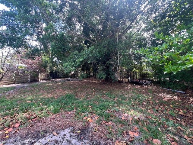 4340 Broadway Street, Lake Worth, FL 33461