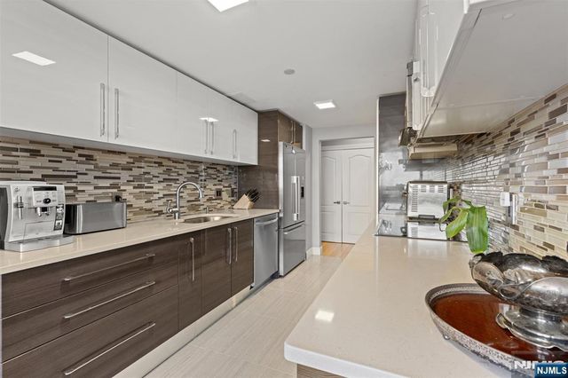 800 Palisade Avenue 1709, Fort Lee, NJ 07024