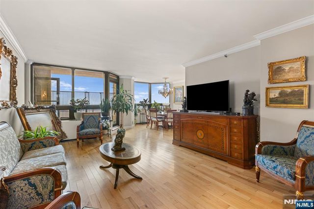 800 Palisade Avenue 1709, Fort Lee, NJ 07024