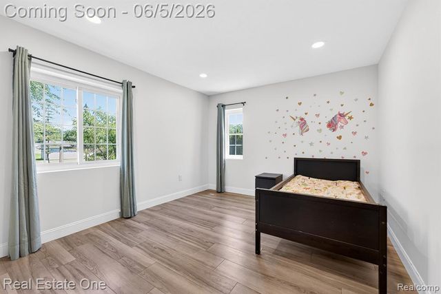 26987 Crawford Road, Romulus, MI 48174