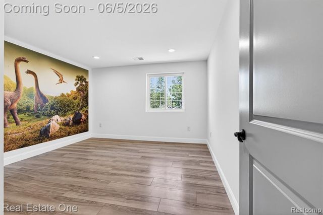 26987 Crawford Road, Romulus, MI 48174