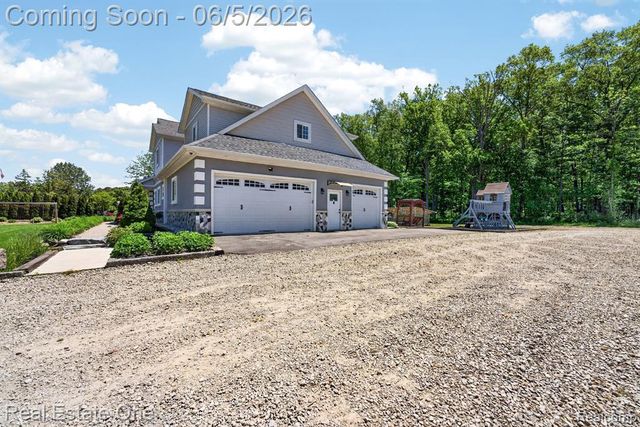 26987 Crawford Road, Romulus, MI 48174