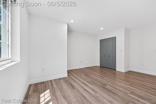 26987 Crawford Road, Romulus, MI 48174