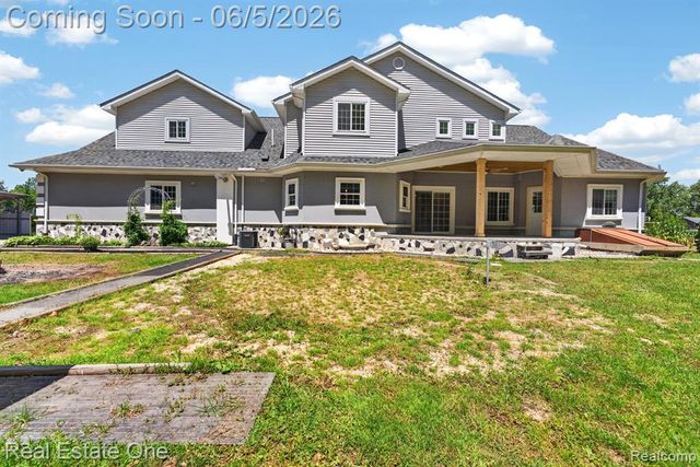 26987 Crawford Road, Romulus, MI 48174