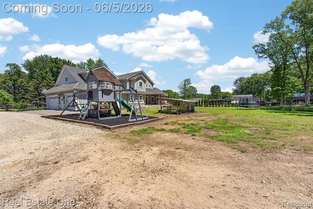 26987 Crawford Road, Romulus, MI 48174