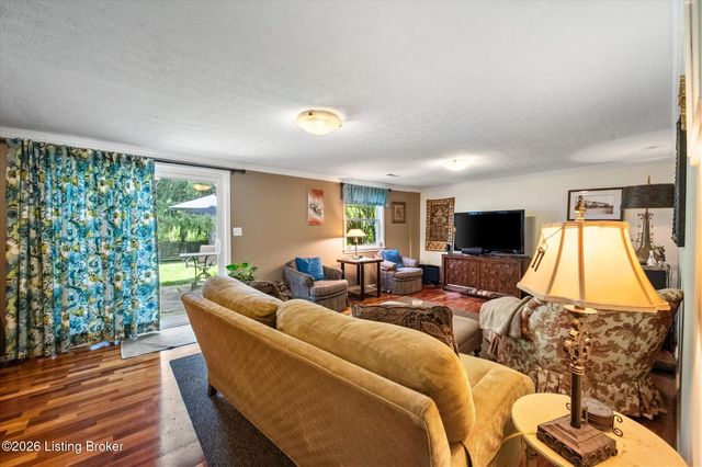 613 Dorsey Way, Louisville, KY 40223