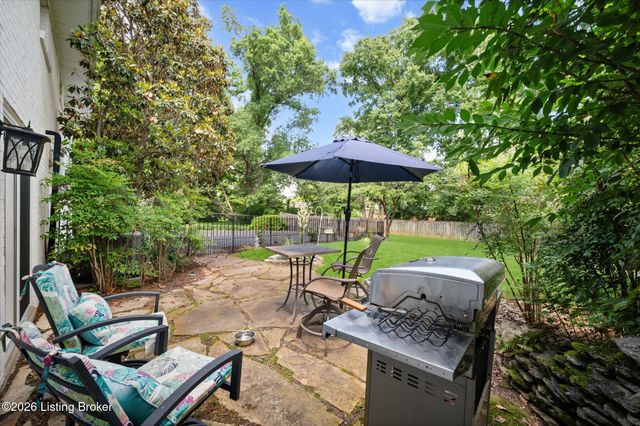 613 Dorsey Way, Louisville, KY 40223
