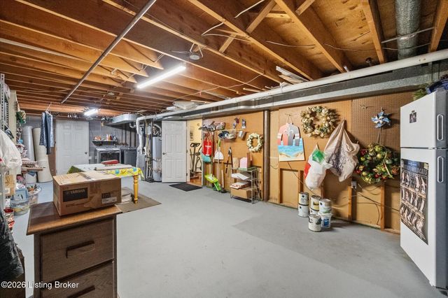 613 Dorsey Way, Louisville, KY 40223