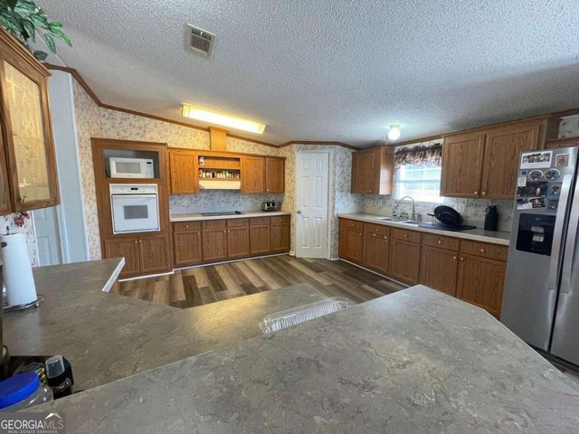 190 Old Mount Hebron Road, Hartwell, GA 30643