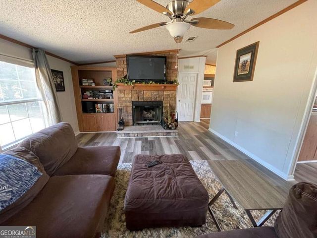 190 Old Mount Hebron Road, Hartwell, GA 30643