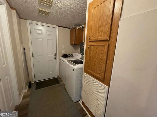 190 Old Mount Hebron Road, Hartwell, GA 30643
