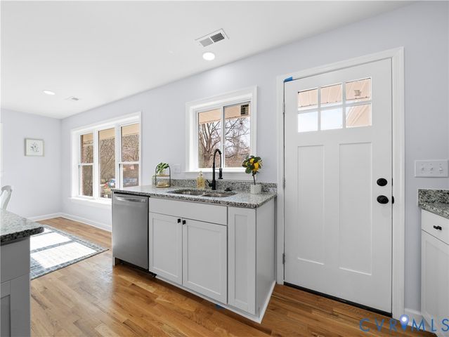 2908 Courthouse Rd, Hopewell, VA 23860