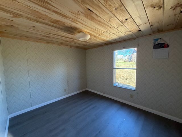 167 Dripping Springs St, Crofton, KY 42217