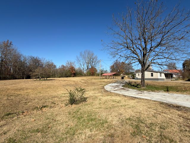 167 Dripping Springs St, Crofton, KY 42217