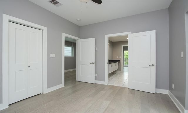 309 E 43rd Street A, Houston, TX 77022