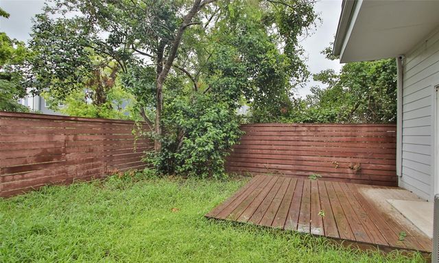 309 E 43rd Street A, Houston, TX 77022