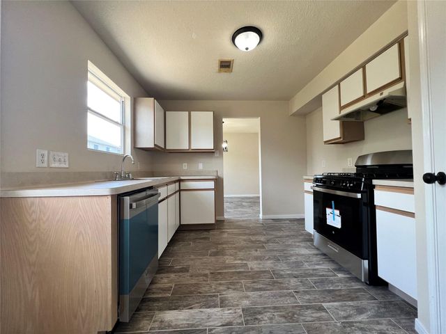 2839 Oakland Brook Street, Houston, TX 77038