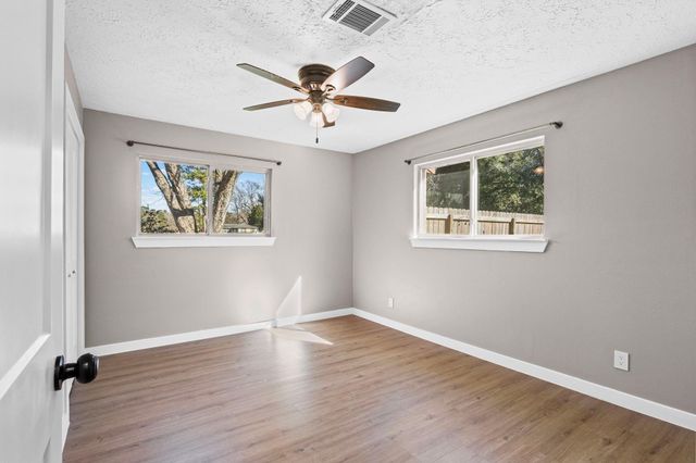 44271 Hwy 105, Batson, TX 77519