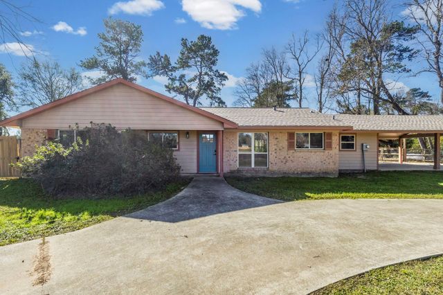 44271 Hwy 105, Batson, TX 77519