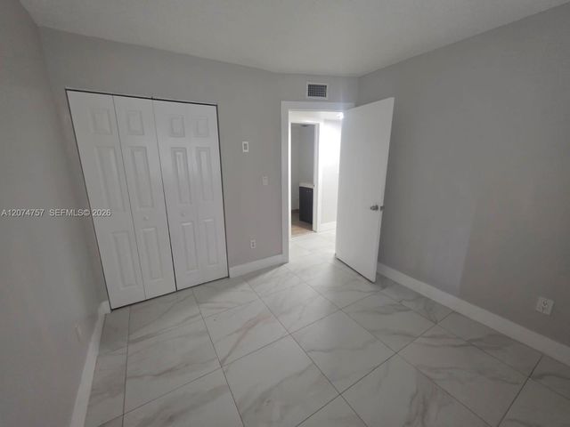 4121 Stirling Road 207, Dania Beach, FL 33314
