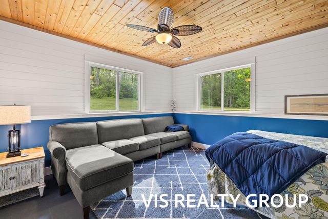 14171 Johnson Street, Grand Haven, MI 49417