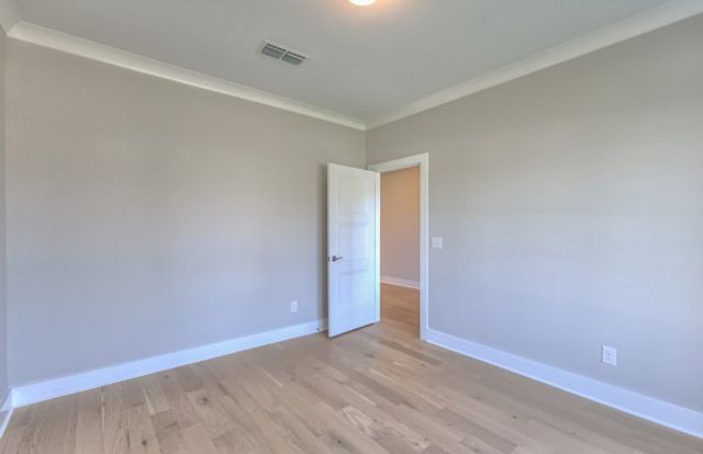 4333 Attleboro Dr, Murfreesboro, TN 37128