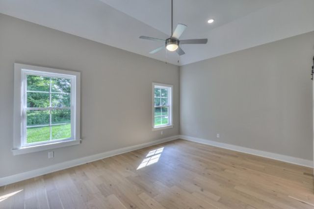 4333 Attleboro Dr, Murfreesboro, TN 37128