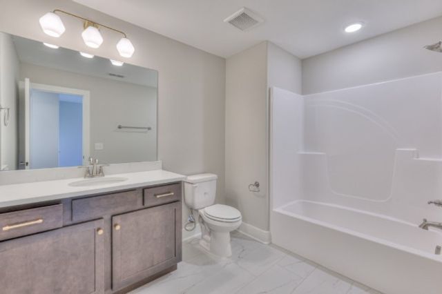 4333 Attleboro Dr, Murfreesboro, TN 37128