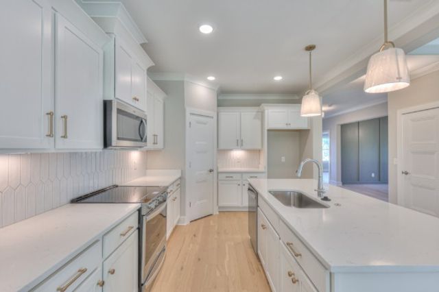 4333 Attleboro Dr, Murfreesboro, TN 37128