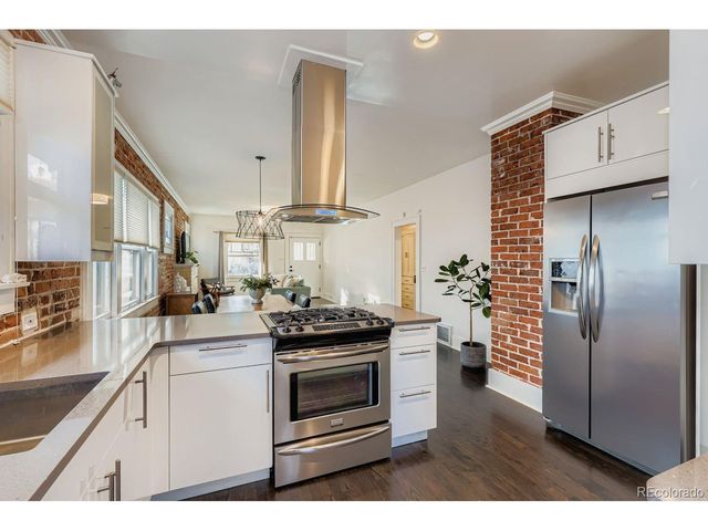 2218 Cherry St, Denver, CO 80207