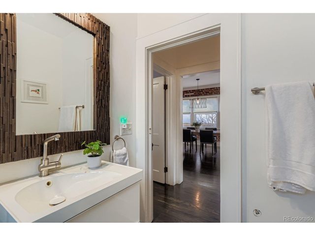 2218 Cherry St, Denver, CO 80207