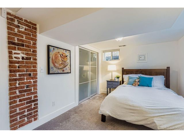 2218 Cherry St, Denver, CO 80207