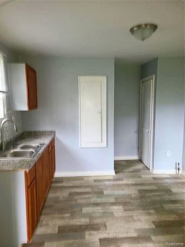 13247 Stoepel Street, Detroit, MI 48238