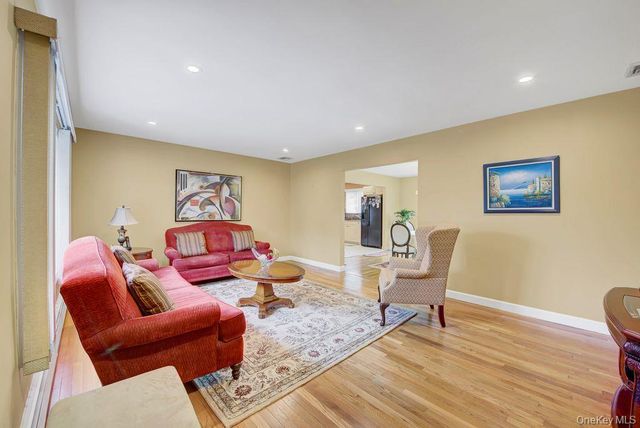 1662 Sherbourne Road, Valley Stream, NY 11580