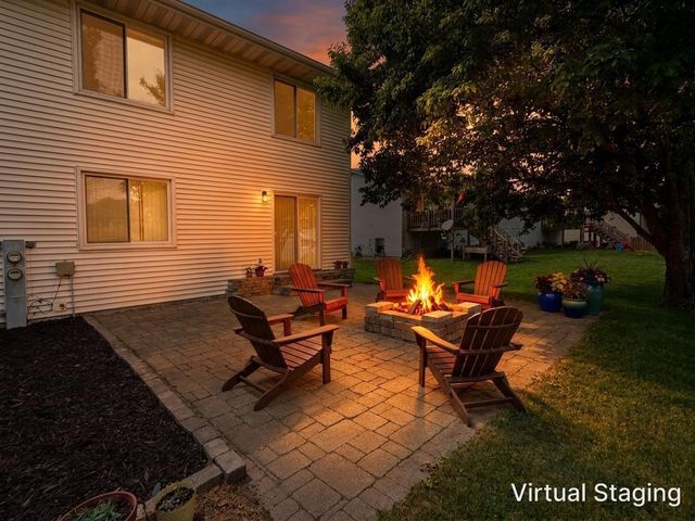 512 Old Indian Trail, Deforest, WI 53532