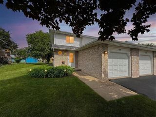 512 Old Indian Trail, Deforest, WI 53532