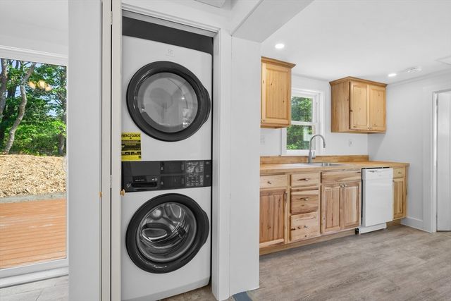 95 Shore Road 8, Truro, MA 02652