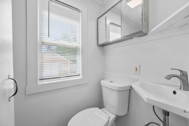 95 Shore Road 8, Truro, MA 02652