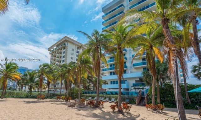 9172 Collins Ave 212, Surfside, FL 33154