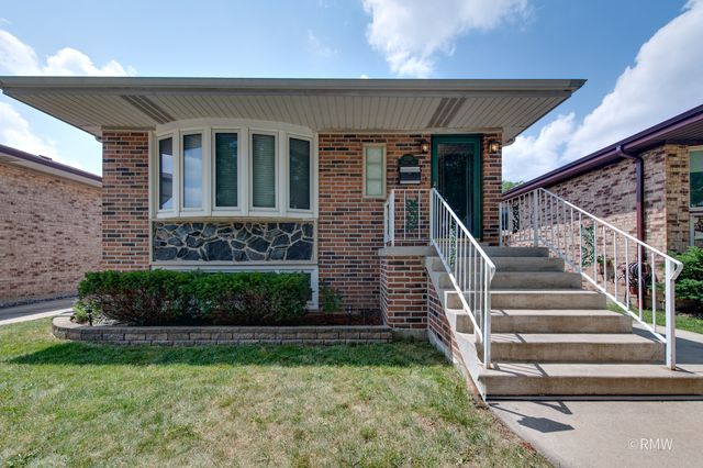 3320 N Natoma Avenue, Chicago, IL 60634
