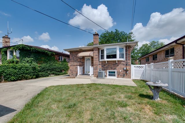 3320 N Natoma Avenue, Chicago, IL 60634