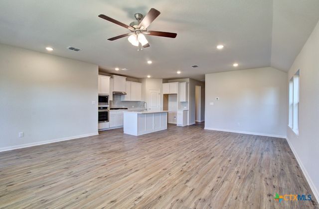 2133 Shepard Street, Seguin, TX 78155