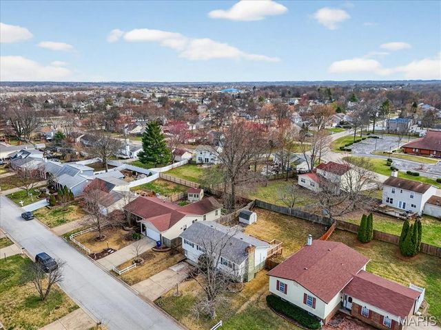 35 Deborah Drive, St Peters, MO 63376