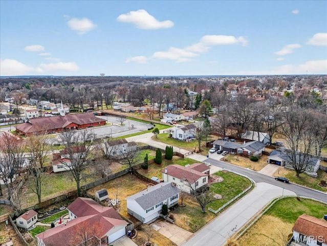 35 Deborah Drive, St Peters, MO 63376