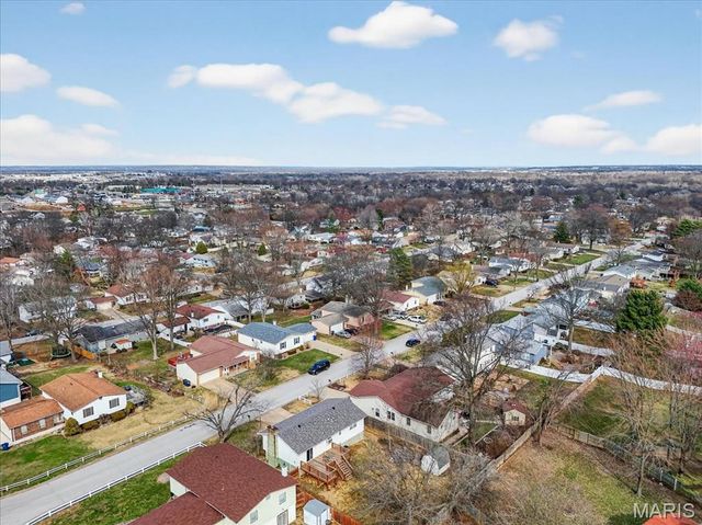 35 Deborah Drive, St Peters, MO 63376