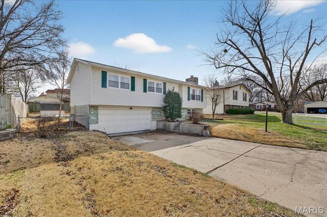 35 Deborah Drive, St Peters, MO 63376